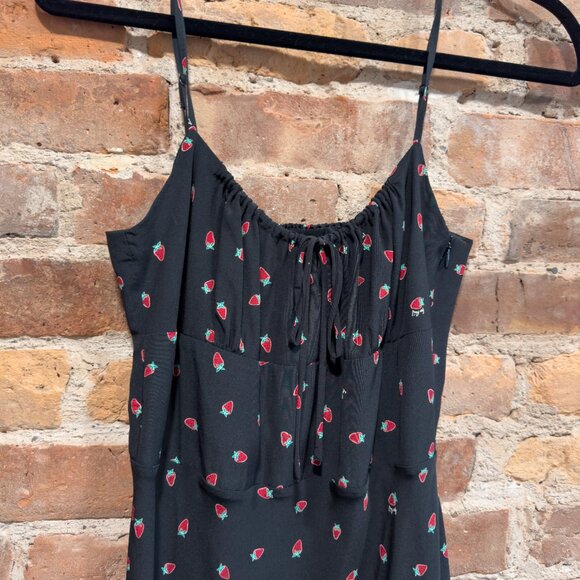 REALISATION PAR INEZ BLACK STRAWBERRY DRESS - Picture 6 of 8